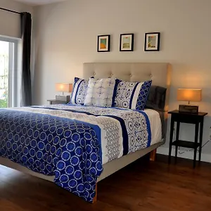 Le Mont-royal Lounge By Homeinmontreal Apartment Montreal